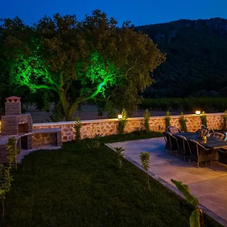 Luxury With Spacious Garden *