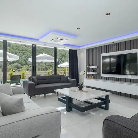 Luxury With Spacious Garden Вилла Каш