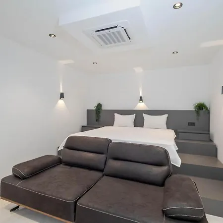 Luxury With Spacious Garden Вилла Каш